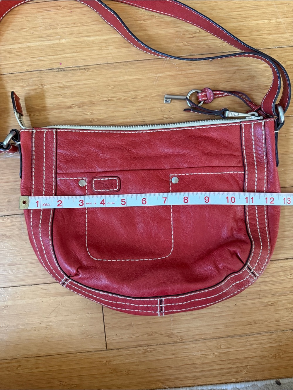 Fossil Red Leather Shoulder Bag with Contrast Stitching - Picture 10 of 11